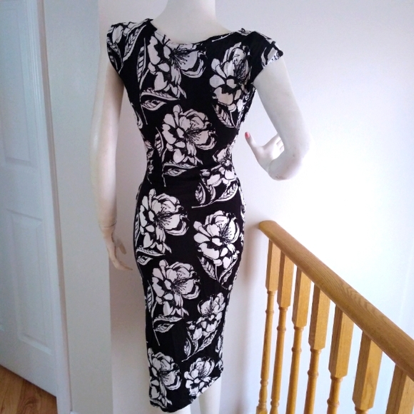 French Connection Shadow Bloom Mono Dress - Picture 3 of 9